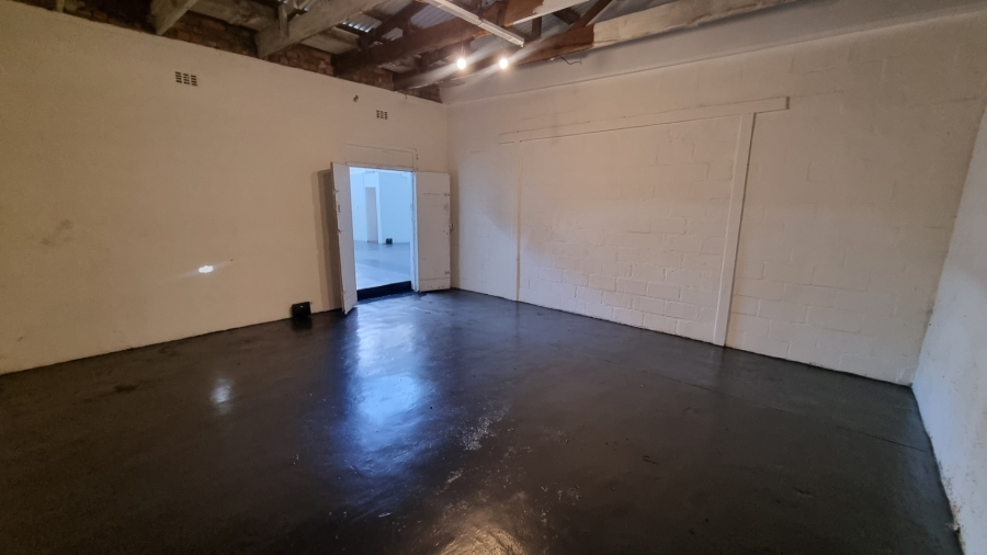 To Let Commercial Property for Rent in Woodstock Western Cape